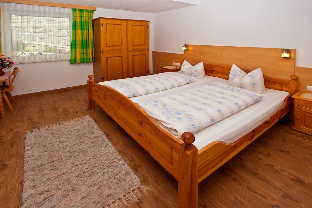 Ferienwohnungen Appartements Patscheider Finkenberg Rum bild