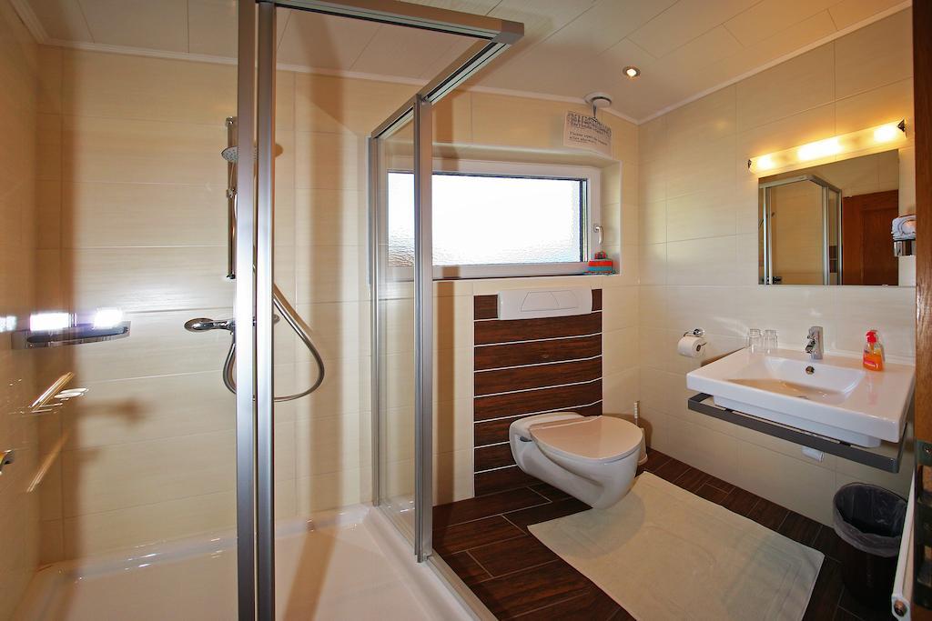 Ferienwohnungen Appartements Patscheider Finkenberg Rum bild